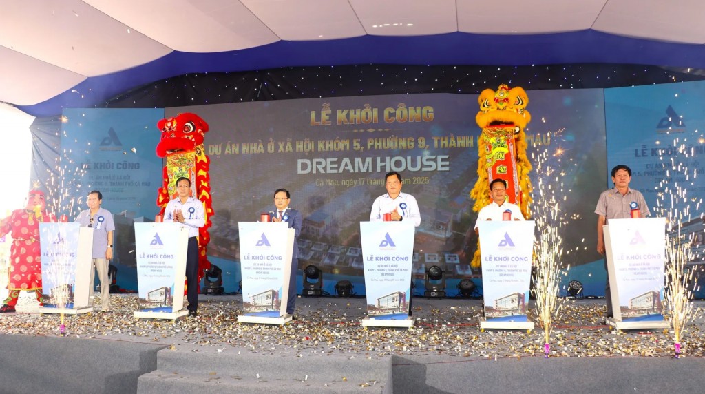 UBND tỉnh Cà Mau khởi công dự án nhà ở xã hội với quy mô gần 1.000 căn nhà liền kề UBND tỉnh Cà Mau khởi công dự án nhà ở xã hội với quy mô gần 1.000 căn nhà liền kề