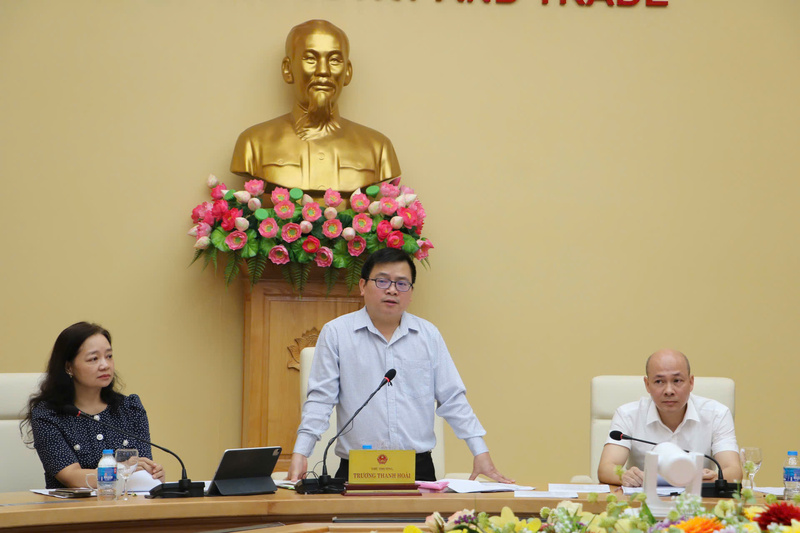 Thứ trưởng Bộ Công Thương Trương Thanh Hoài chủ trì hội nghị. Ảnh: Hán Hiển