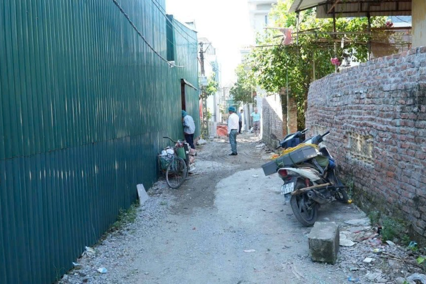 Tuyến đường xóm Đồng Soi 2 khá nhỏ hẹp Tuyến đường xóm Đồng Soi 2 khá nhỏ hẹp