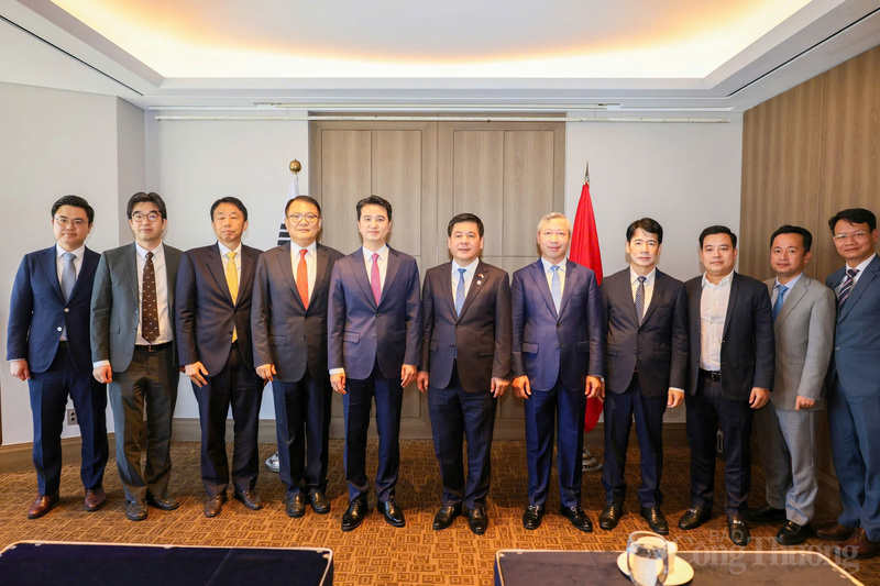 Bộ trưởng Nguyễn Hồng Diên đánh giá cao đóng góp của SK tại Việt Nam và khẳng định Chính phủ Việt Nam luôn đồng hành cùng các nhà đầu tư quốc tế, trong đó có SK.