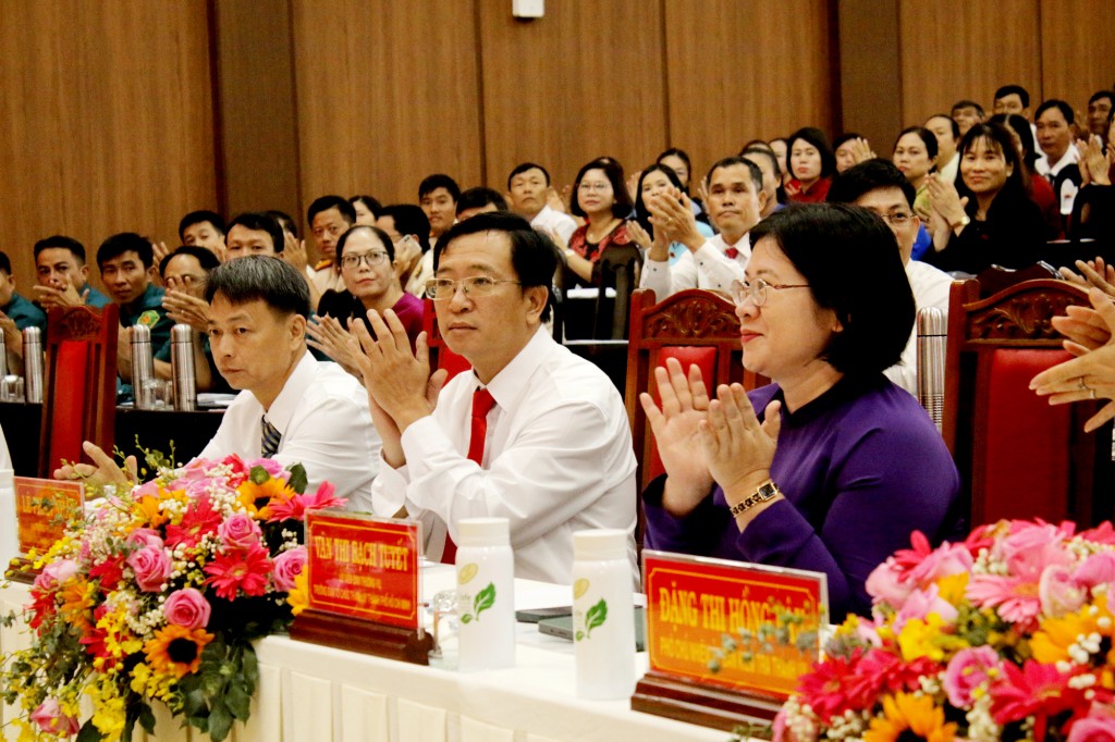 Xã Đất Đỏ hướng đến phát triển khoa học công nghệ toàn diện Xã Đất Đỏ hướng đến phát triển khoa học công nghệ toàn diện