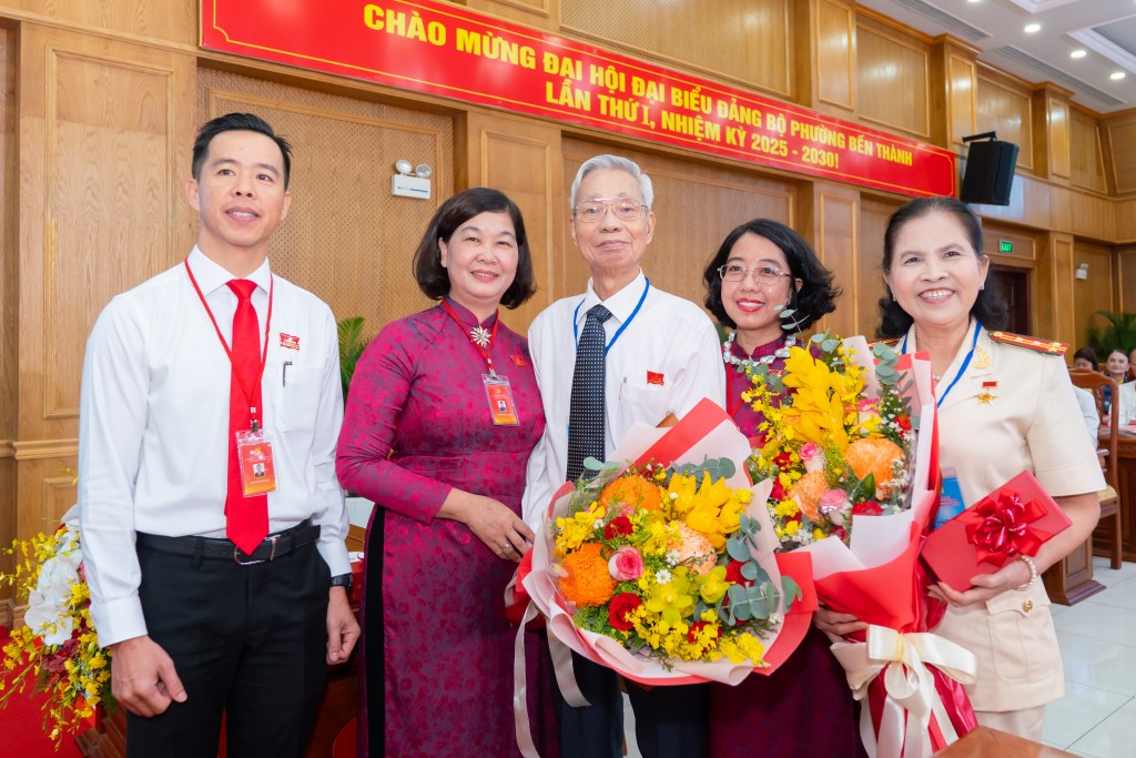 Các đại biểu tham dự đại hội Các đại biểu tham dự đại hội