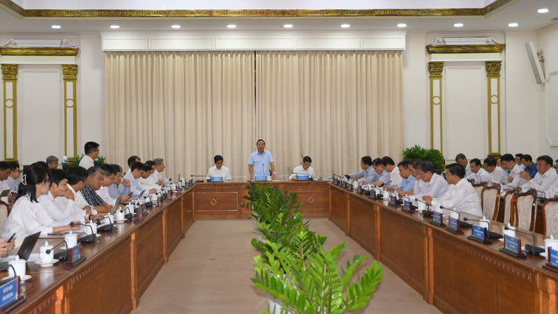 Đại biểu tham dự buổi làm việc. Ảnh: Minh Khuê