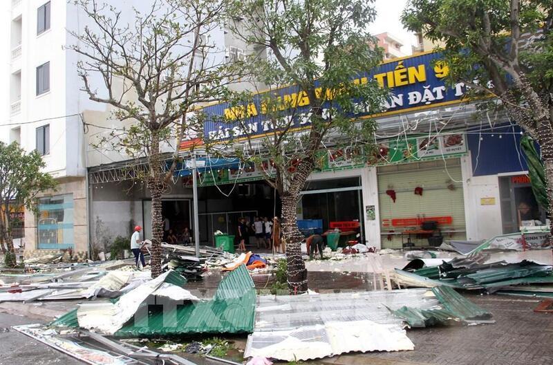 Nhiều ki ốt của người dân phường Cửa Lò, Nghệ An bị hư hại sau bão số 5 - Ảnh: TTXVN