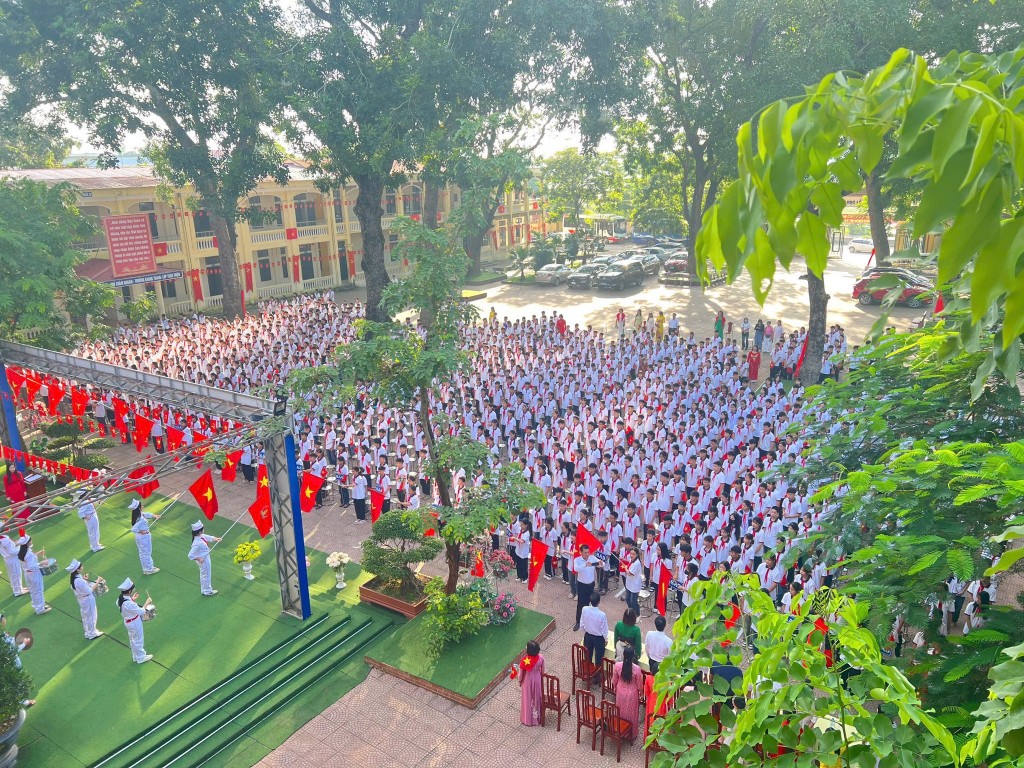 Hơn 10.000 học sinh xã Hạ Bằng hân hoan bước vào năm học mới Hơn 10.000 học sinh xã Hạ Bằng hân hoan bước vào năm học mới