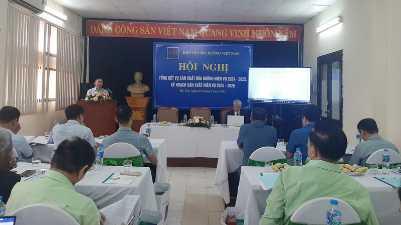 Hội nghị Tổng kết vụ sản xuất mía đường niên vụ 2024-2025, kế hoạch sản xuất niên vụ 2025-2026. Ảnh: N.H