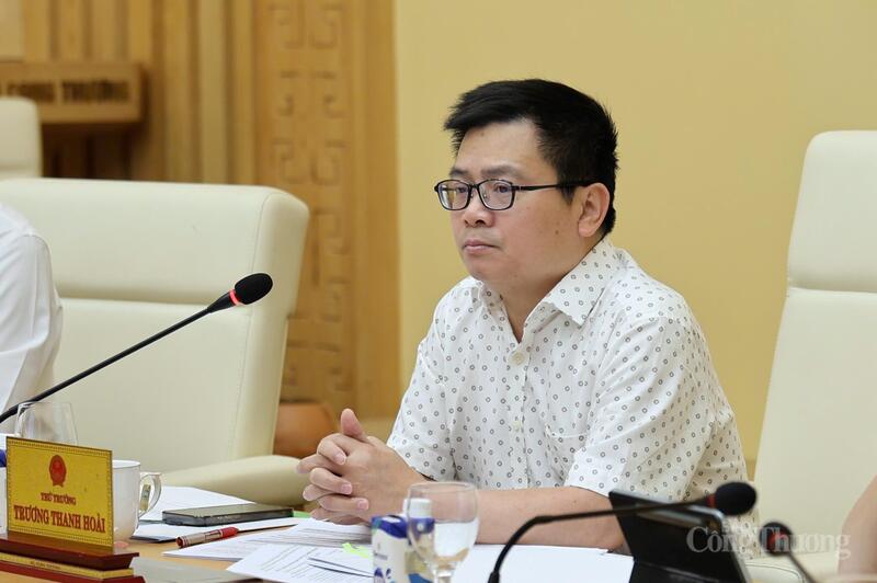 Từ cơ sở pháp lý và yêu cầu thực tiễn quản lý, Bộ Công Thương khẳng định việc soát xét, chỉnh sửa, hoàn thiện Quy chuẩn kỹ thuật quốc gia đối với sản phẩm đồ uống có cồn là cấp thiết, nhằm bảo đảm an toàn thực phẩm, bảo vệ quyền lợi người tiêu dùng và phù hợp với xu thế phát triển của kinh tế - xã hội