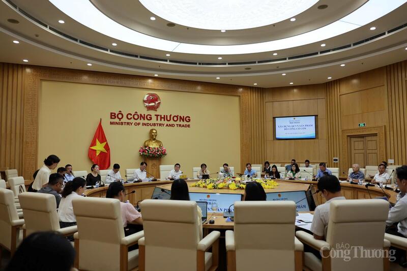 Hội thảo do Thứ trưởng Bộ Công Thương Trương Thanh Hoài chủ trì, với sự tham dự của các đơn vị chức năng thuộc Bộ như Văn phòng Bộ, Cục Công nghiệp, Cục Quản lý thị trường trong nước, Cục Xuất nhập khẩu, Cục Phòng vệ thương mại, Cục Đổi mới sáng tạo, chuyển đổi xanh và Khuyến công, Vụ Pháp chế, Viện Công nghệ thực phẩm, Viện Nghiên cứu Chiến lược và Chính sách Công Thương