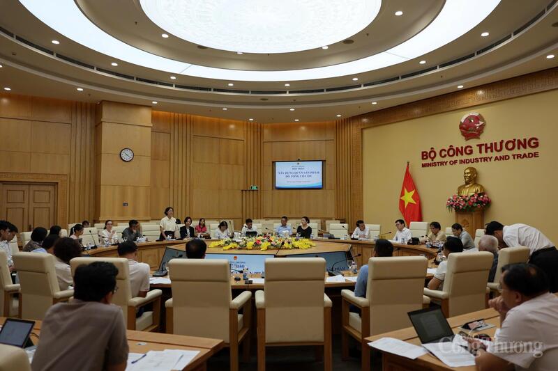 Chùm ảnh: Hội thảo xây dựng quy chuẩn sản phẩm đồ uống có cồn - 12