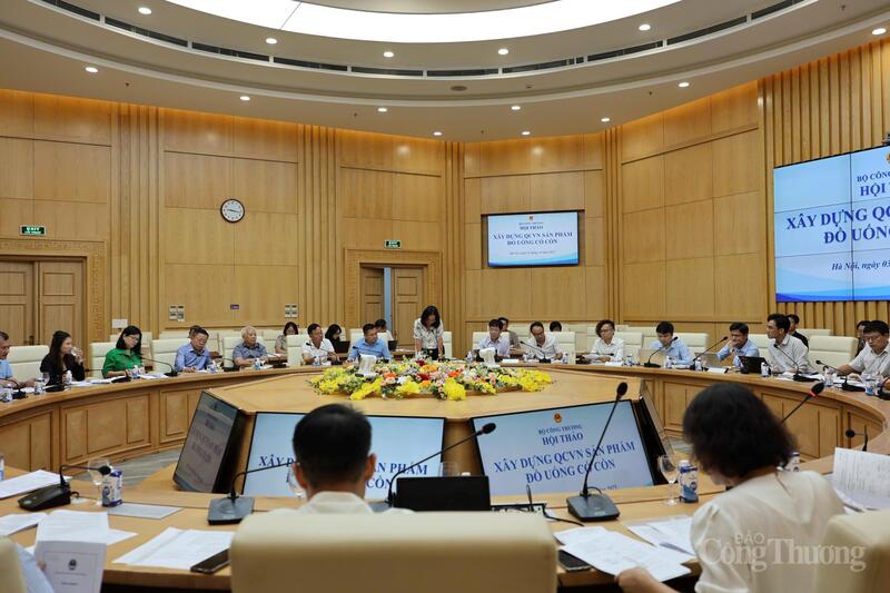 Sự kiện cũng ghi nhận sự tham gia của đại diện nhiều bộ, ngành và tổ chức liên quan gồm Bộ Y tế, Bộ Nông nghiệp và Phát triển nông thôn, Bộ Tài nguyên và Môi trường, Viện Tiêu chuẩn Chất lượng Việt Nam, Hiệp hội Bia - Rượu - Nước giải khát Việt Nam, Hội Bảo vệ người tiêu dùng Việt Nam, cùng các doanh nghiệp sản xuất, kinh doanh đồ uống có cồn