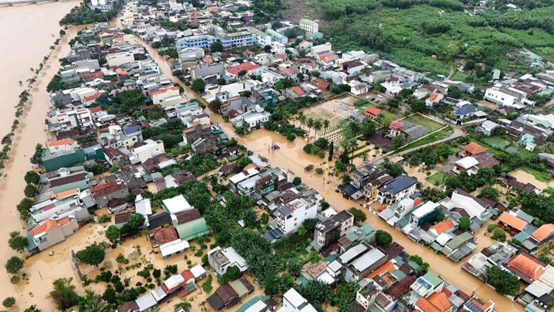 Mực nước các sông Trà Khúc vẫn chưa có dấu hiệu rút.