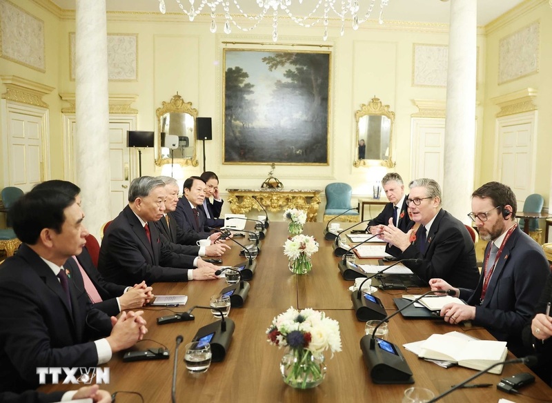 Tổng Bí thư Tô Lâm và Thủ tướng Liên hiệp Vương quốc Anh và Bắc Ireland Keir Starmer hội đàm. Ảnh: Thống Nhất.TTXVN