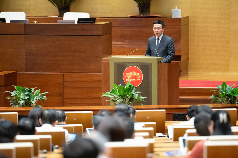 Bộ trưởng Bộ Khoa học và Công nghệ Nguyễn Mạnh Hùng.