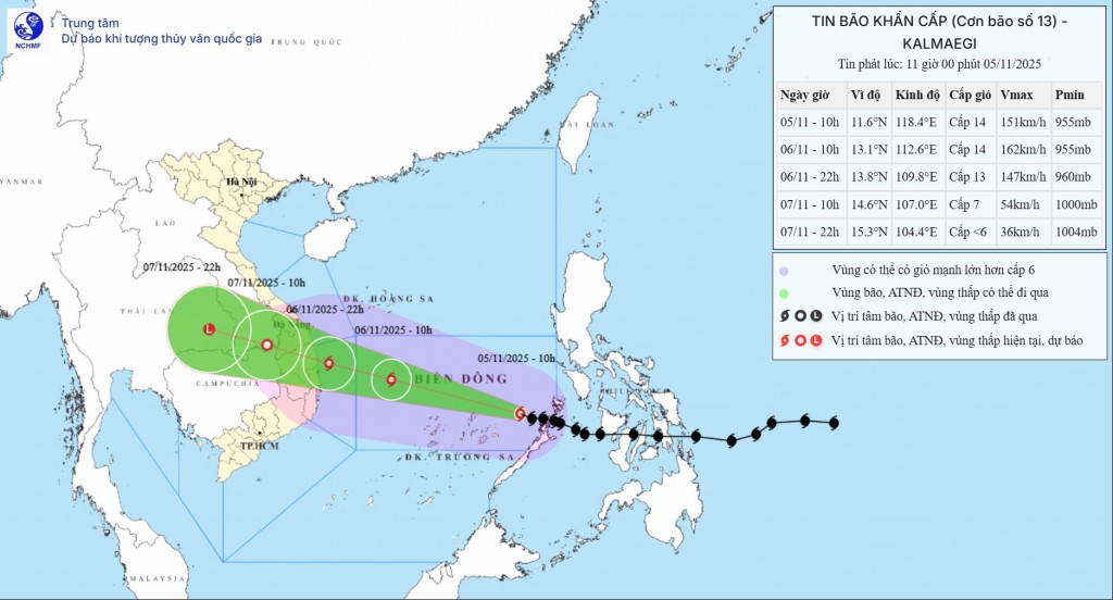 Theo dự báo, khi đổ bộ vào đất liền, tỉnh Gia Lai sẽ là tâm bão Theo dự báo, khi đổ bộ vào đất liền, tỉnh Gia Lai sẽ là tâm bão