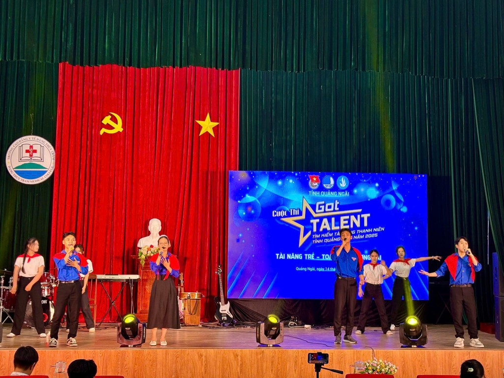 Các đội đã mang đến những màn trình diễn sôi động, giàu cảm xúc và đầy tính sáng tạo. Các đội đã mang đến những màn trình diễn sôi động, giàu cảm xúc và đầy tính sáng tạo.