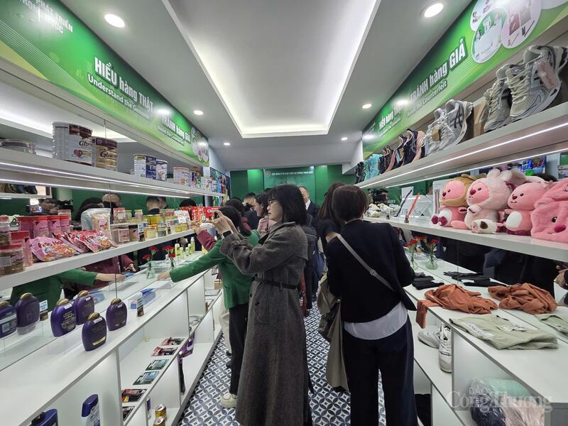 Rất đông người tham gia sự kiện.