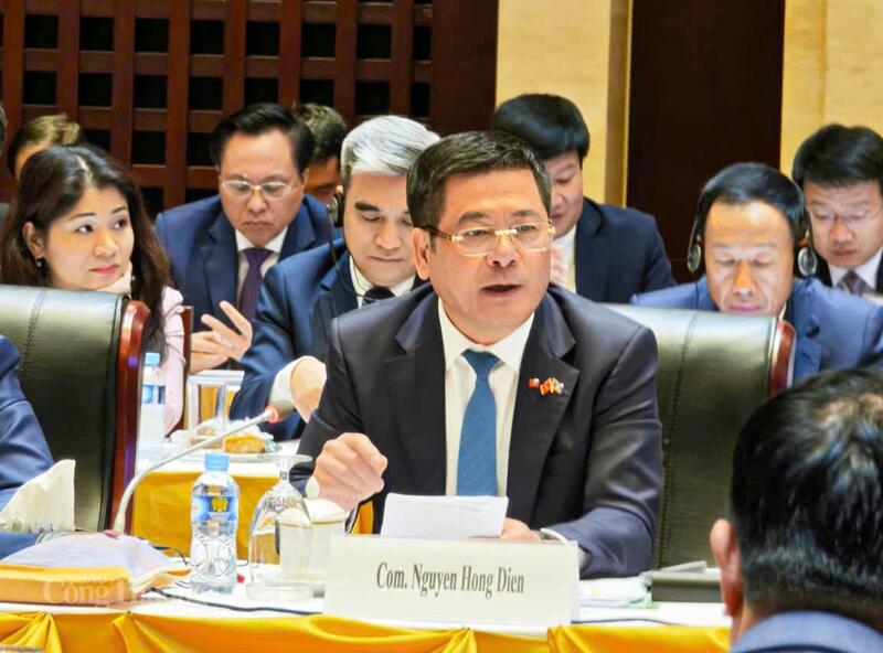 Bộ trưởng Bộ Công Thương Việt Nam Nguyễn Hồng Diên phát biểu tại sự kiện. Ảnh: Nguyên Minh