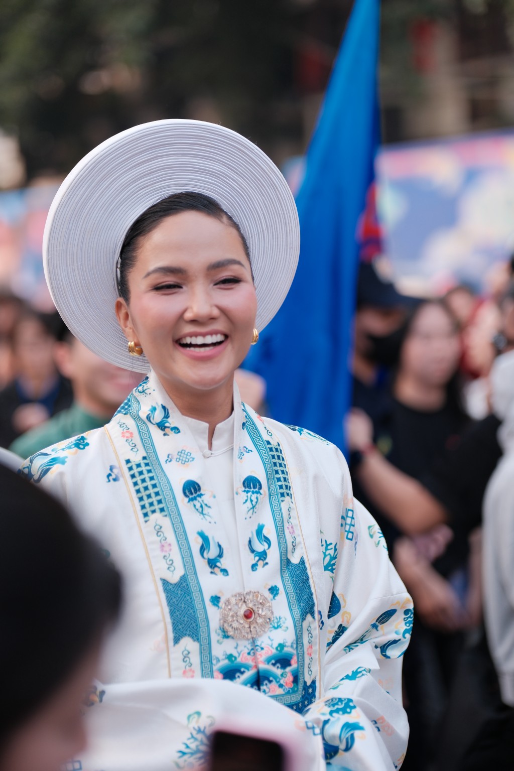 Hoa hậu H'Hen Niê rạng rỡ tham gia chương trình Hoa hậu H'Hen Niê rạng rỡ tham gia chương trình