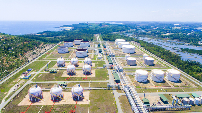 Khu Kinh tế Dung Quất là nơi NMLD Dung Quất đóng chân, hiện là điểm đến hấp dẫn của dòng vốn đầu tư trong và ngoài nước.