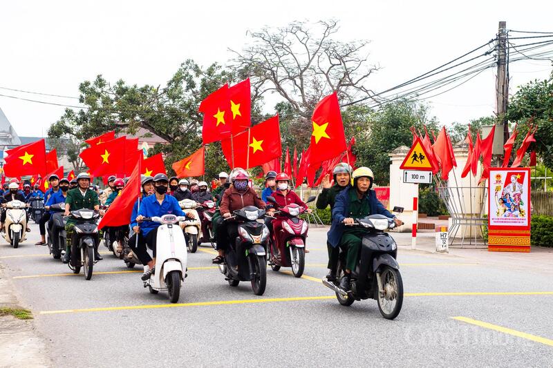 Tổng số lượng tham gia khoảng hơn 100 người, bao gồm: Công an xã và Ban Chỉ huy Quân sự xã, Đoàn Thanh niên, Hội Liên hiệp Phụ nữ, Hội Nông dân và Hội Cựu chiến binh.