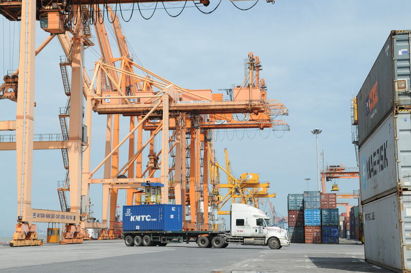 Quý I/2026 ghi nhận một bước khởi động tích cực của hoạt động xuất nhập khẩu khi tổng kim ngạch đạt gần 250 tỷ USD, tăng 23% so với cùng kỳ. Ảnh: Cấn Dũng