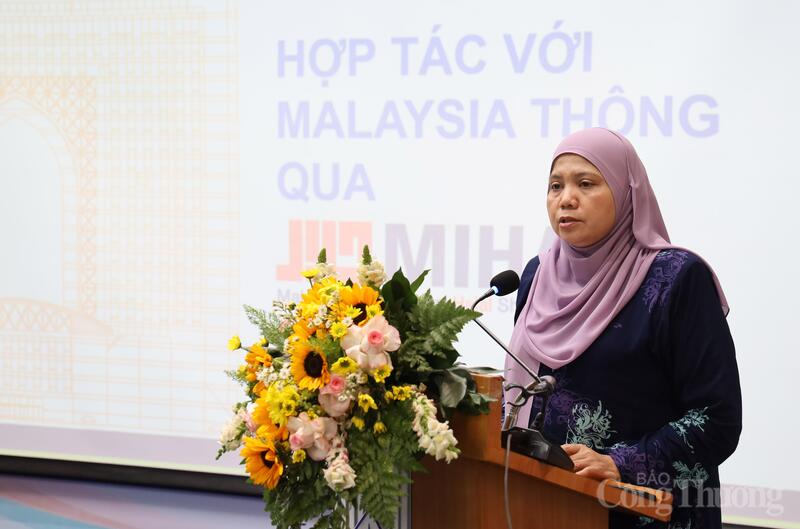 Bà Zaimah Osman - Lãnh sự Thương mại Matrade tại TP. Hồ Chí Minh.