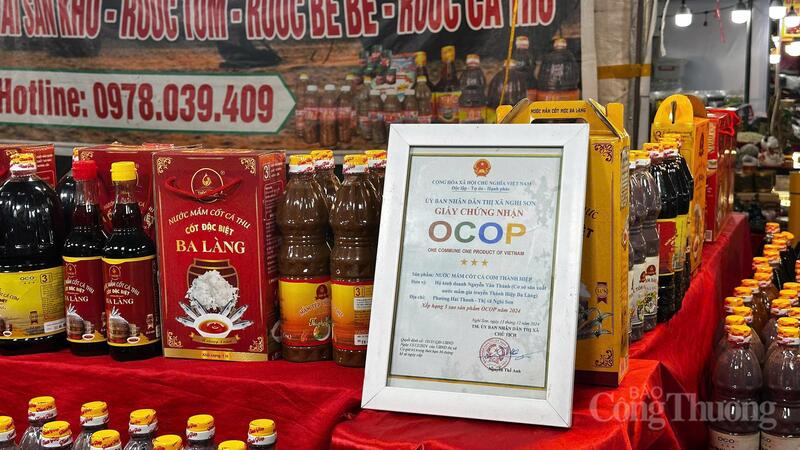 Sôi động hoạt động giao thương tại hội chợ sản phẩm OCOP Hưng Yên - 4