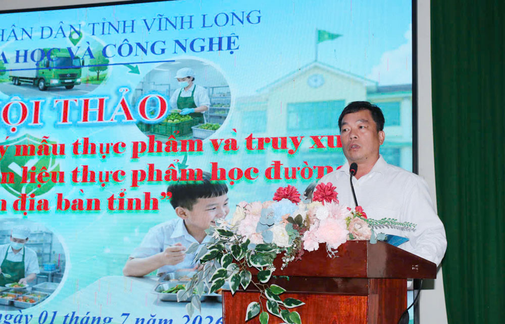 Ông Lê Trí Thiện - Chi cục trưởng Chi cục Tiêu chuẩn Đo lường Chất lượng phát biểu tại hội thảo.