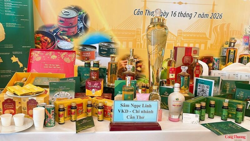 Không gian trưng bày sản phẩm OCOP tại Hội thảo khoa học quốc tế và Đào tạo y khoa liên tục Stroke Intervention School 2026 không chỉ góp phần quảng bá hình ảnh vùng đất, con người Cần Thơ mà còn khẳng định chất lượng, uy tín của các sản phẩm OCOP thành phố. Sự kết hợp giữa xúc tiến thương mại với các sự kiện khoa học quốc tế được kỳ vọng sẽ mở ra thêm nhiều cơ hội để doanh nghiệp, hợp tác xã nâng cao giá trị sản phẩm, mở rộng thị trường và phát triển bền vững.