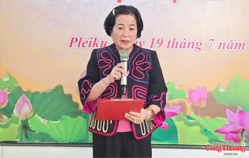 Bà Nguyễn Thị Sen, Chủ tịch Hiệp hội Doanh nghiệp tỉnh Gia Lai cho biết, việc nhận phụng dưỡng Mẹ Việt Nam anh hùng không chỉ là trách nhiệm mà còn là niềm vinh dự của cộng đồng doanh nghiệp.