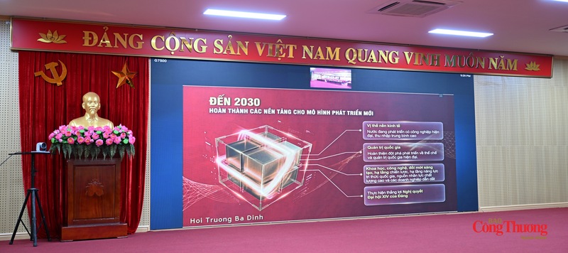 Hội nghị toàn quốc quán triệt, triển khai Nghị quyết Hội nghị Trung ương 3 khóa XIV tại điểm cầu Đảng bộ Bộ Công Thương.