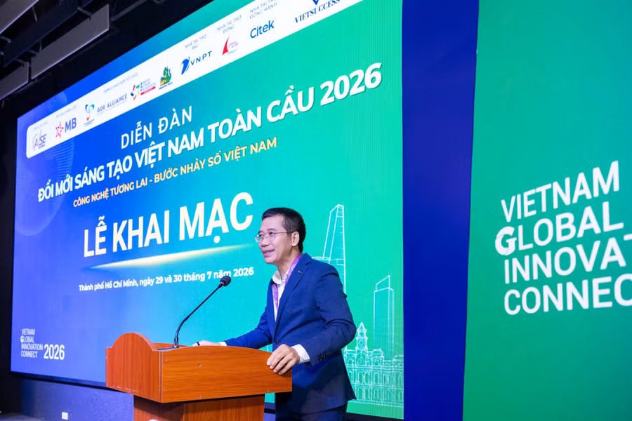 Theo Chủ tịch HĐQT MB, công nghệ chỉ thực sự có ý nghĩa khi xuất phát từ những bài toán thực tiễn và được chuyển hóa thành giá trị cho người dân, doanh nghiệp và nền kinh tế. m3.jpg