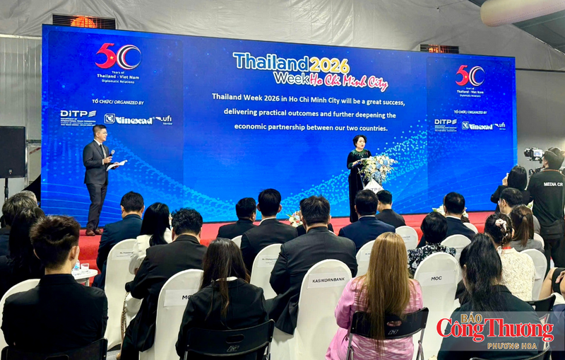 Bà Bùi Hoàng Yến, đại diện Cục Xúc tiến Thương mại (Bộ Công Thương) tại TP. Hồ Chí Minh, phát biểu tại lễ khai mạc Tuần lễ Thái Lan 2026.