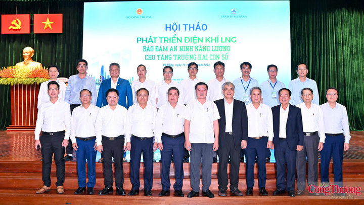 Các đại biểu tại Hội thảo Phát triển điện khí LNG: Bảo đảm an ninh năng lượng cho tăng trưởng hai con số.