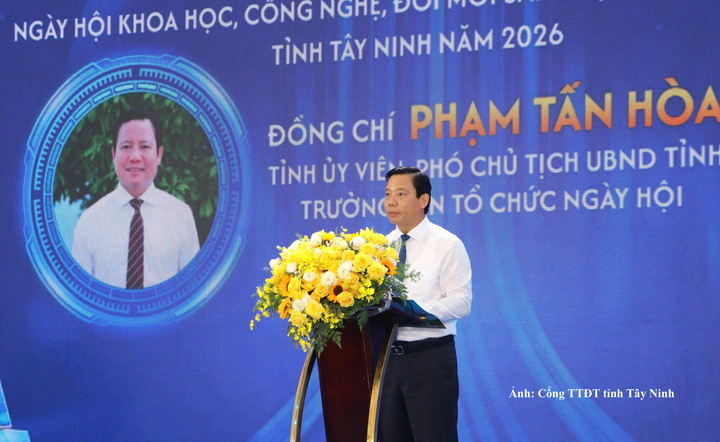 Phó Chủ tịch UBND tỉnh Tây Ninh Phạm Tấn Hoà phát biểu tại lễ khai mạc Ngày hội