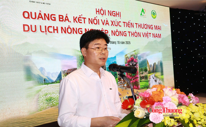 Ông Phương Đình Anh, Phó Chánh Văn phòng Điều phối Trung ương Chương trình mục tiêu quốc gia phát biểu tại Hội nghị.