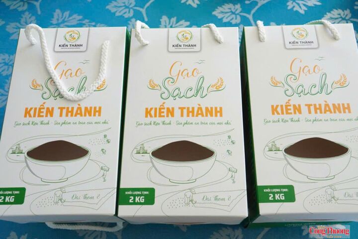Hợp tác xã Nông nghiệp và Dịch vụ Kiến Thành nâng cao chất lượng sản phẩm, mở rộng thị trường, góp phần phát triển kinh tế địa phương.