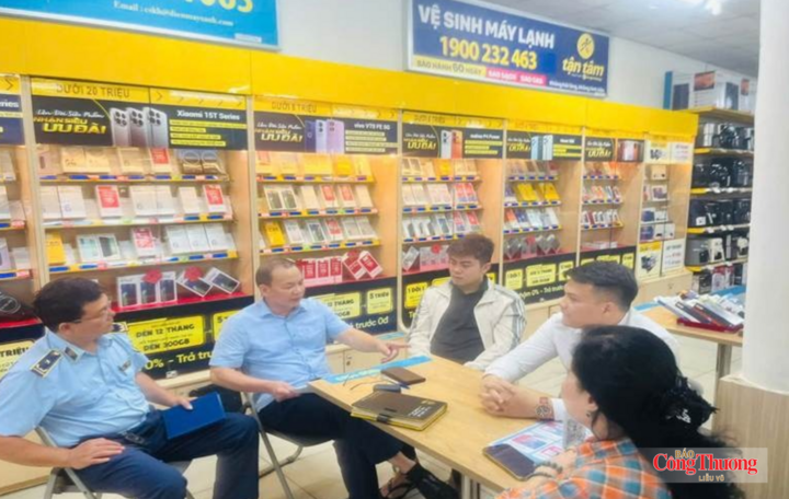 Hội Bảo vệ quyền lợi người tiêu dùng tỉnh Nghệ An hỗ trợ giải quyết vụ việc khiếu nại của khách hàng.
